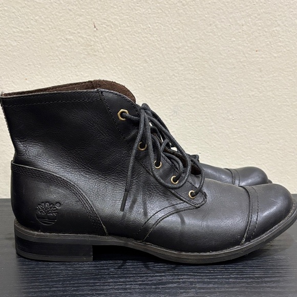 Timberland Women's Black Leather Ankle Boots - Picture 1 of 5